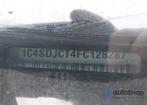 2015 Dodge Durango R/T z USA, uszkodzony, nr VIN 1C4SDJCT4FC128287